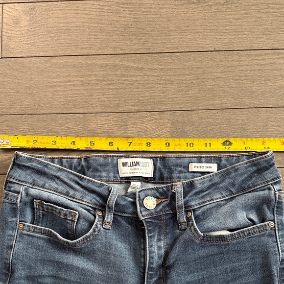 William Rast Women's Light Blue Skinny Jeans - Picture 5 of 6